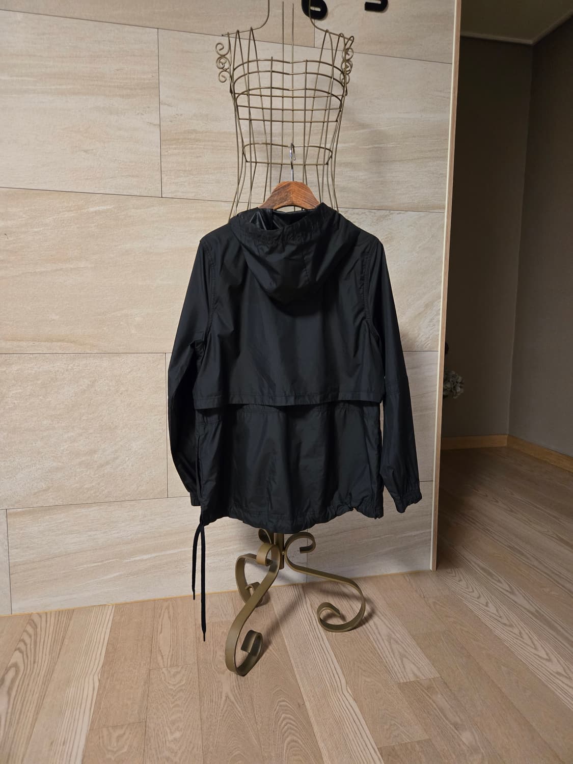[s] 나이키 여성 바람막이 자켓 런닝복 상품이미지4