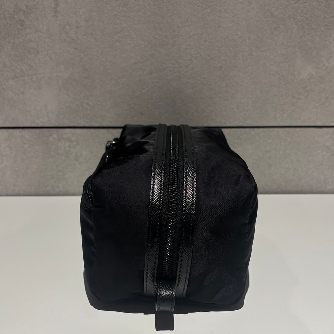 프라다 리나일론 삼각로고 트레블 파우치 상품이미지4