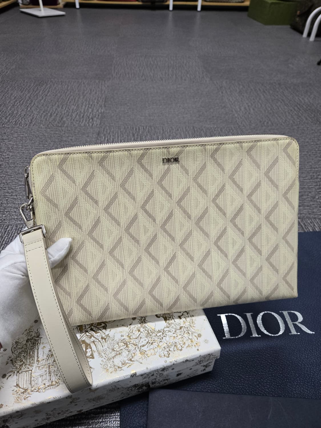[특가][정품] 디올 다이아몬드 클러치백 상품이미지1