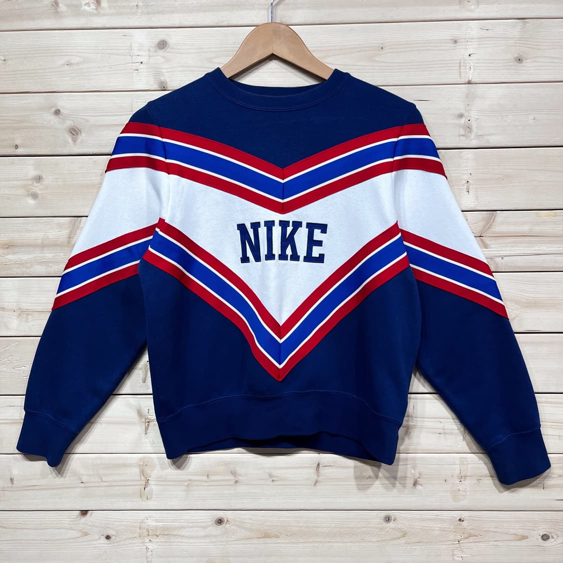 (S) 나이키 NSW 레트로 우먼 맨투맨 상품이미지1