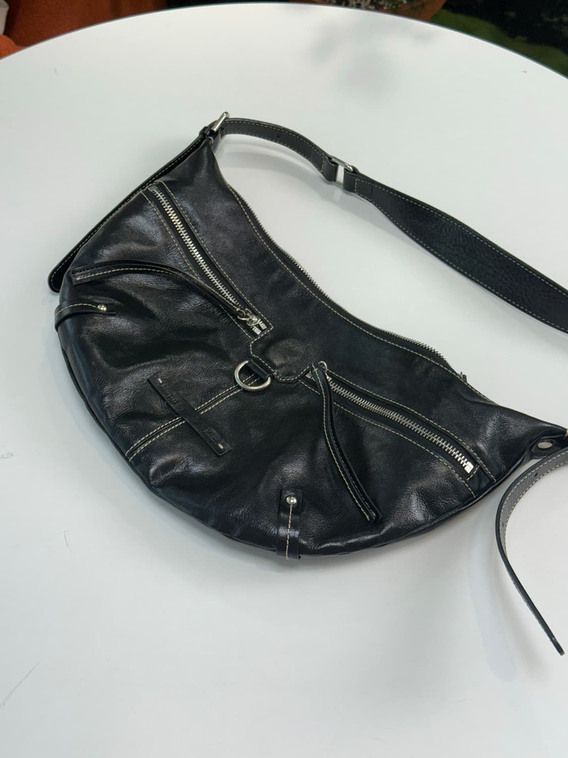 마뗑킴 레더백 상품이미지3