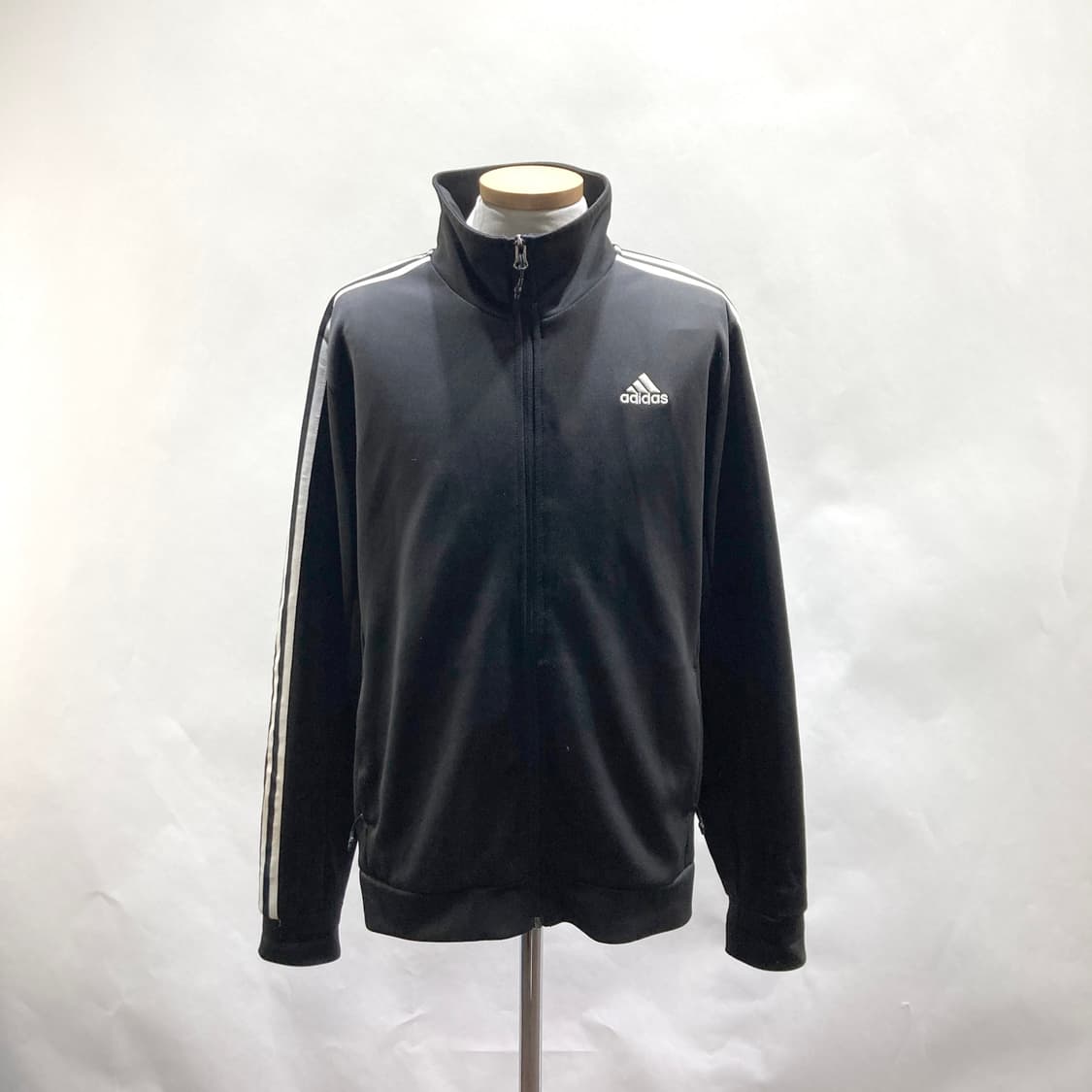 아디다스 AT 클래식 삼선 트랙탑 XL 영구제 상품이미지1