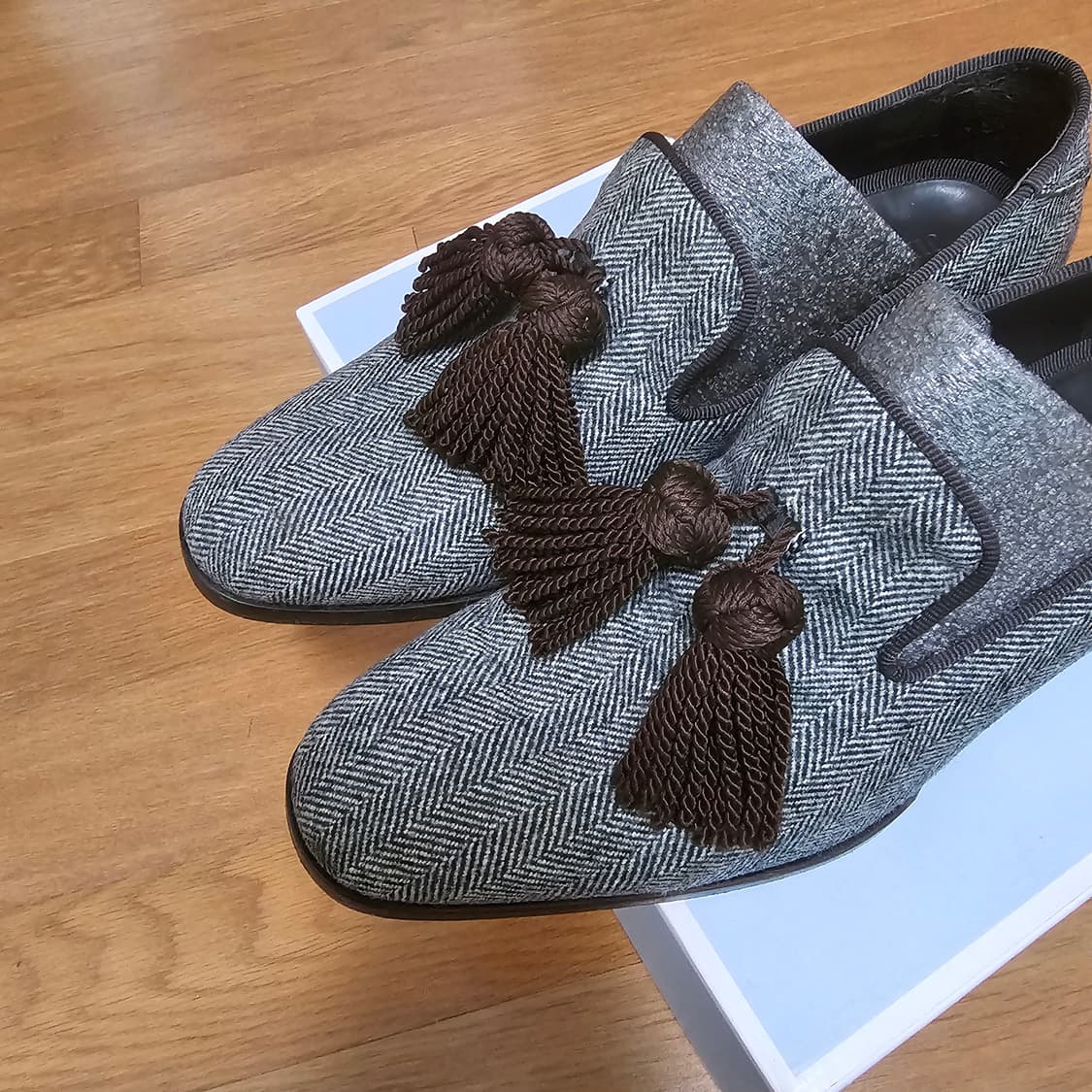 지미추 헤링본 테슬로퍼 40.5 상품이미지4