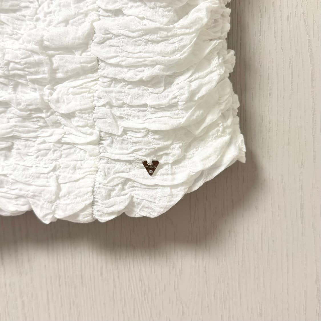 게스 크링클 크롭 블라우스 상품이미지2