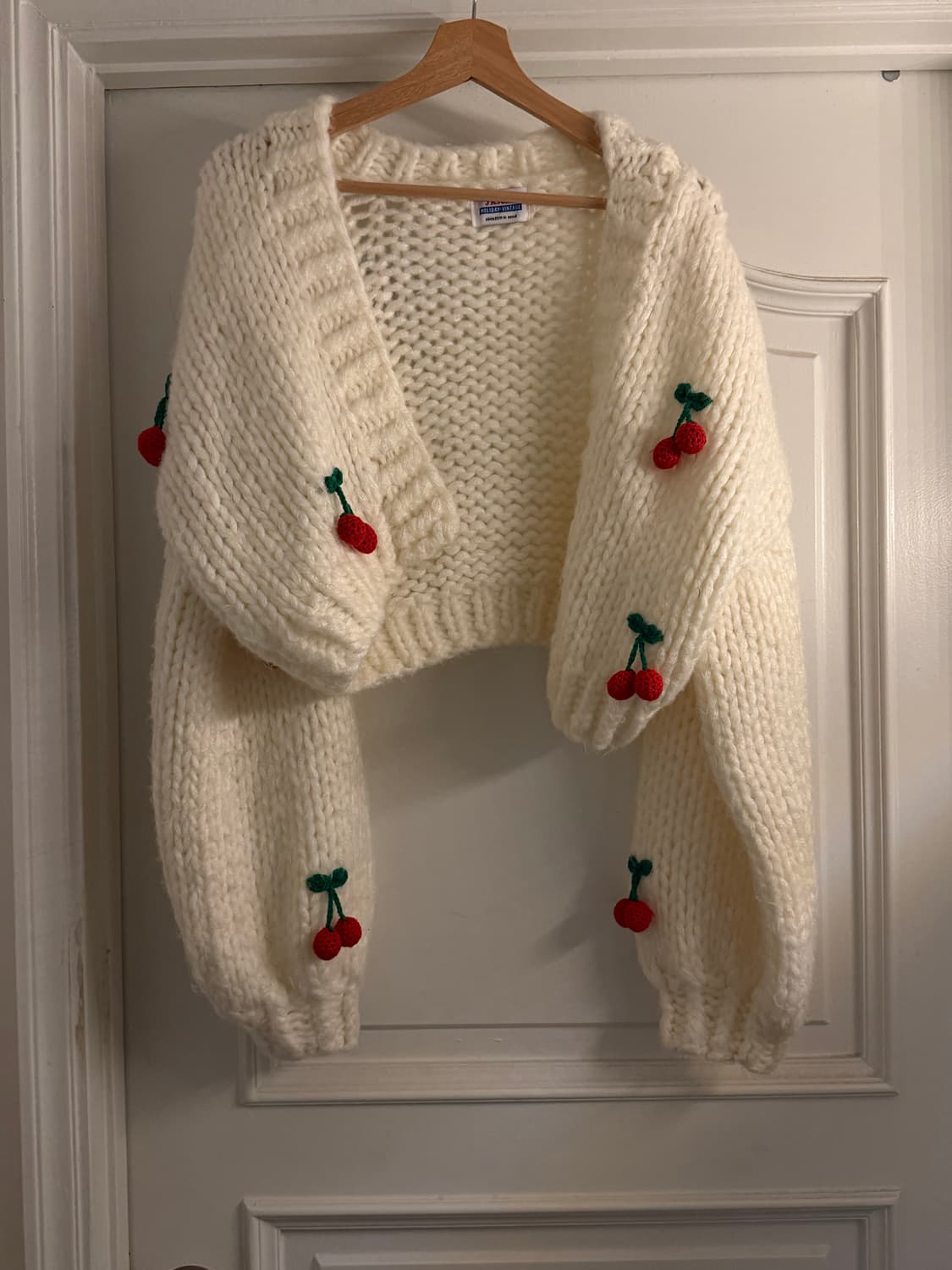 울100 핸드메이드 체리 가디건 상품이미지2
