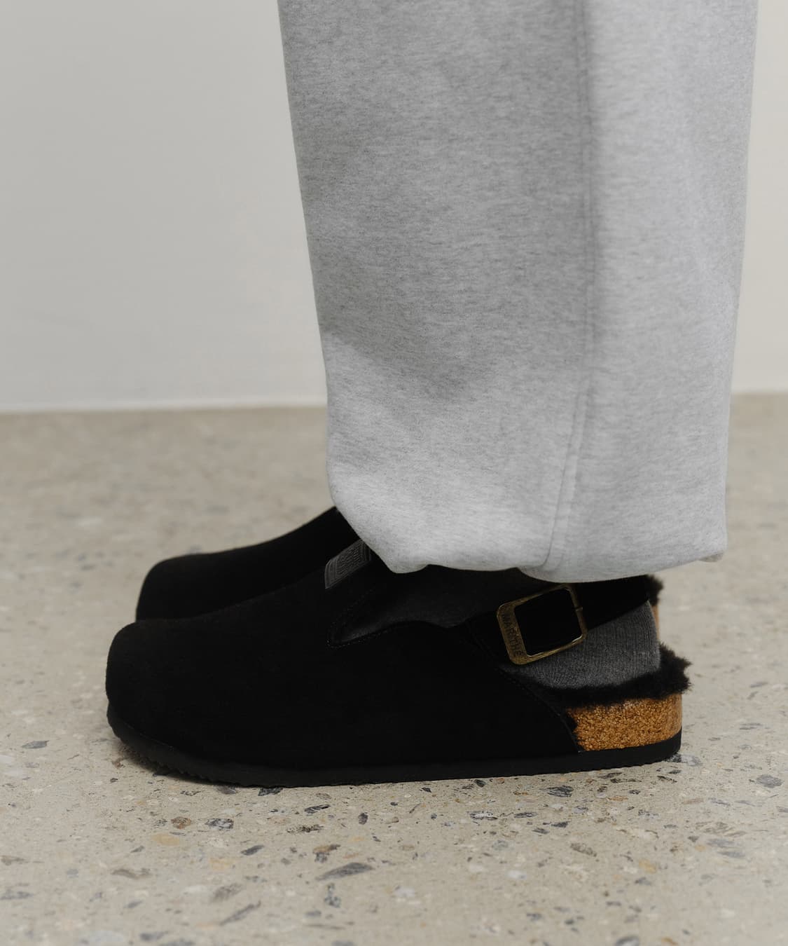 마리떼 스웨이드 스트랩 클로그 블랙 270 (새상품) 상품이미지8