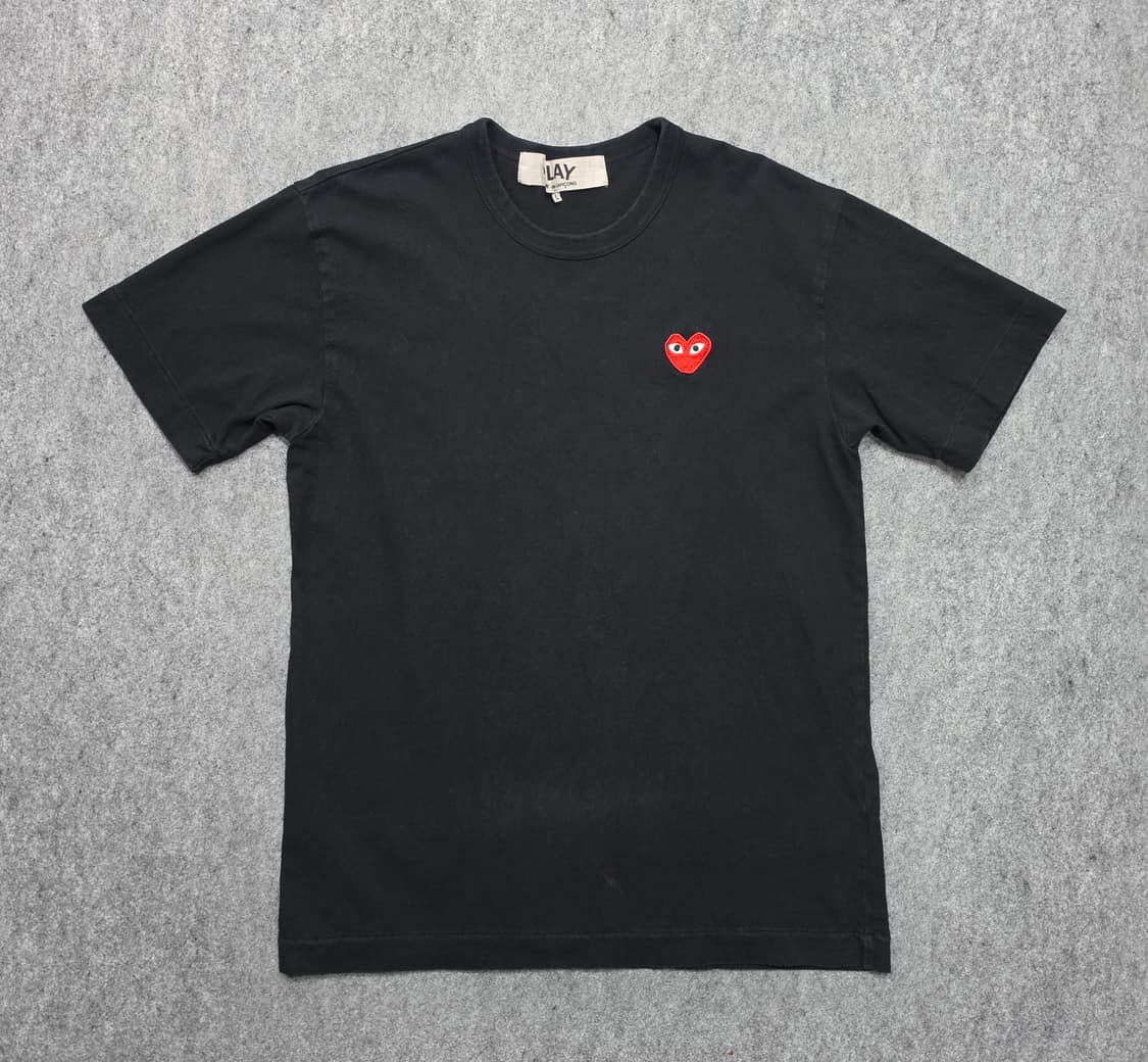 꼼데가르송 레드와펜 블랙 반팔티 L 상품이미지1