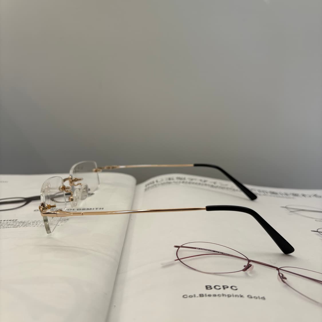 CTE 티타늄 골드 무테 빈티지안경 상품이미지3