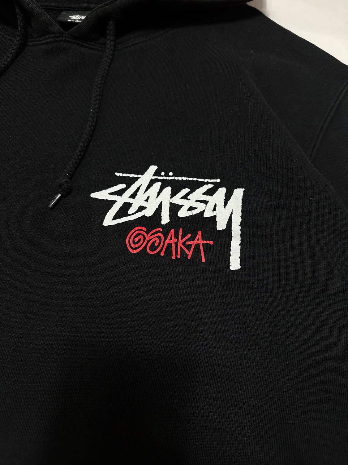 스투시 오사카 블랙 후드티 상품이미지4