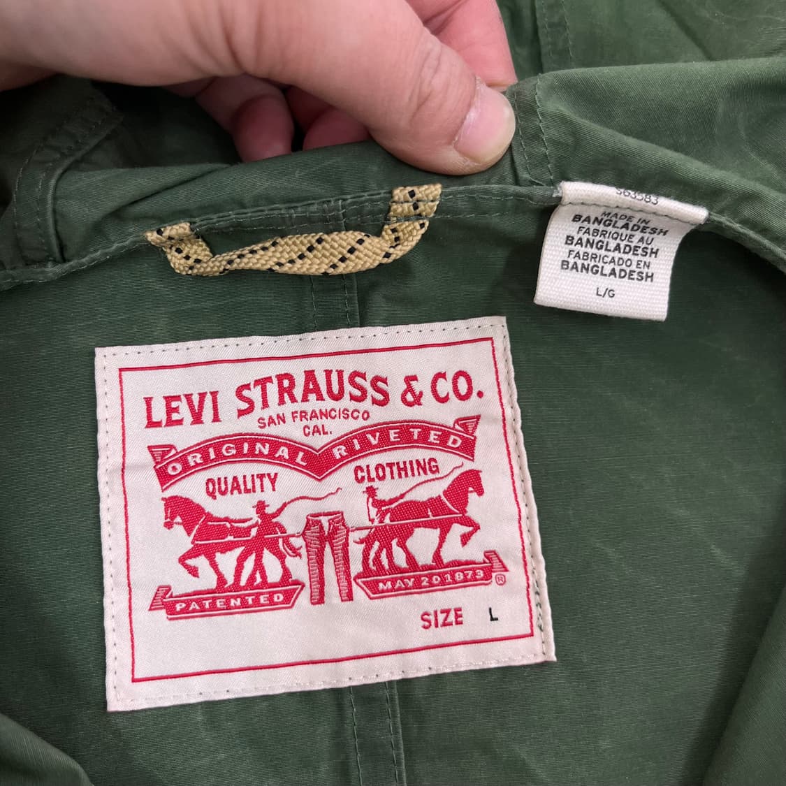 100 리바이스 멀티포켓 카키 필드 야상 자켓 상품이미지4