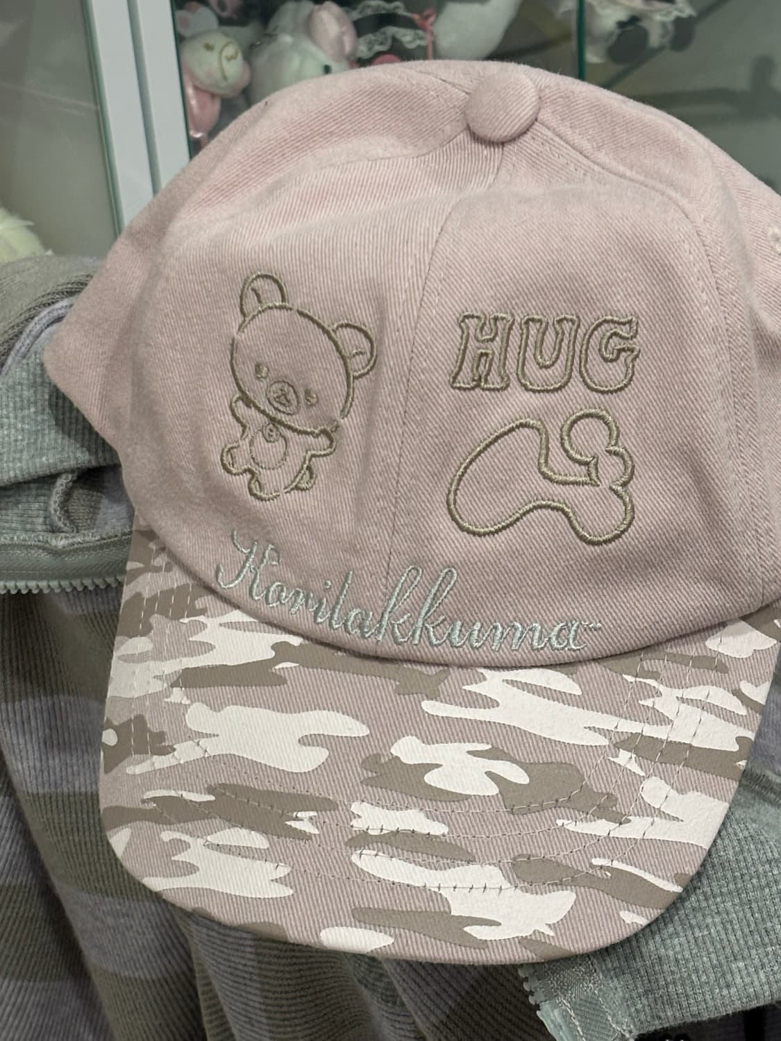 허그유어스킨 코리락쿠마 카모 볼캡 핑크 (1회 시착) 상품이미지2