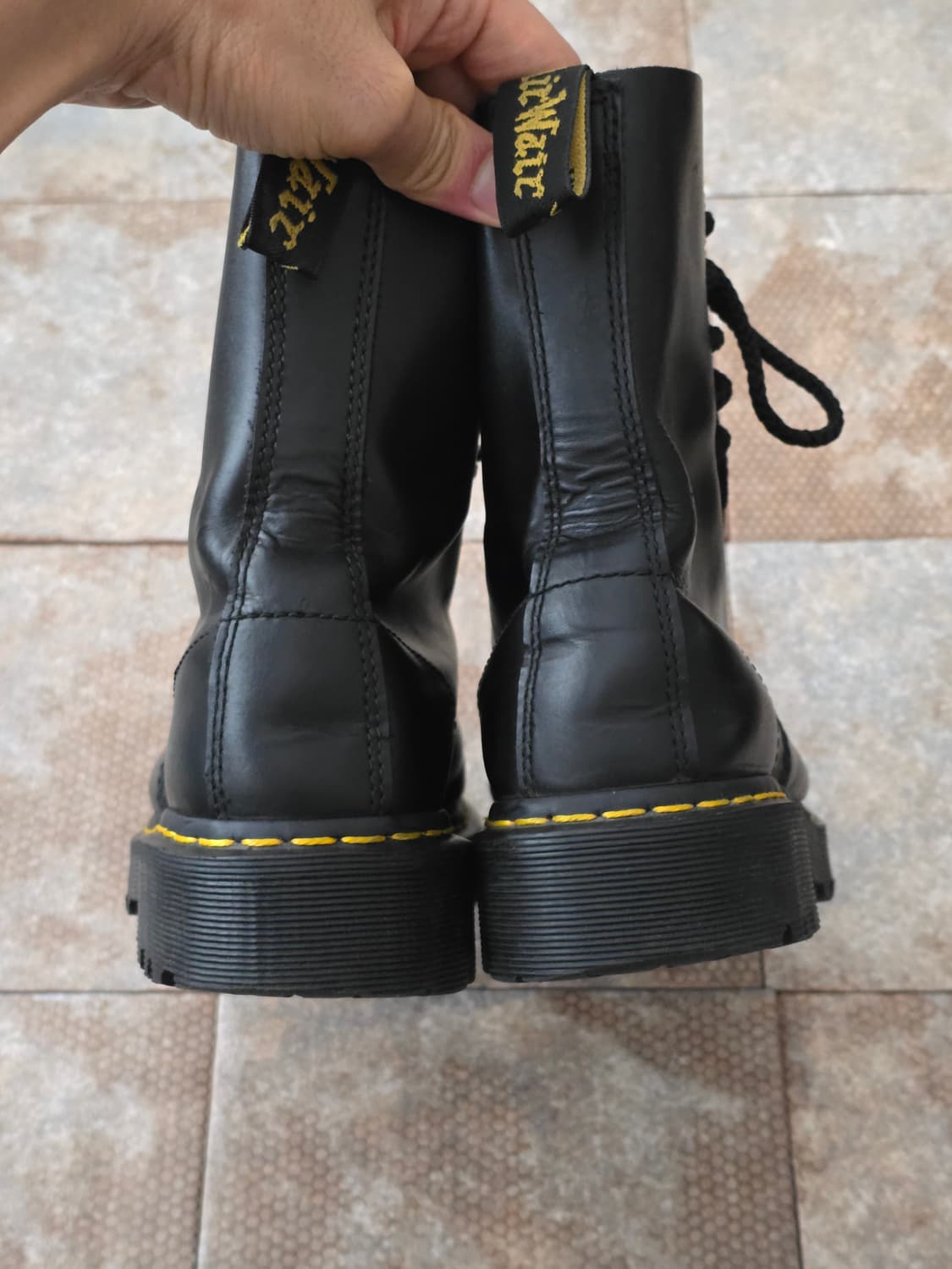 (250)닥터마틴 8761 bxb 10홀 부츠 상품이미지8