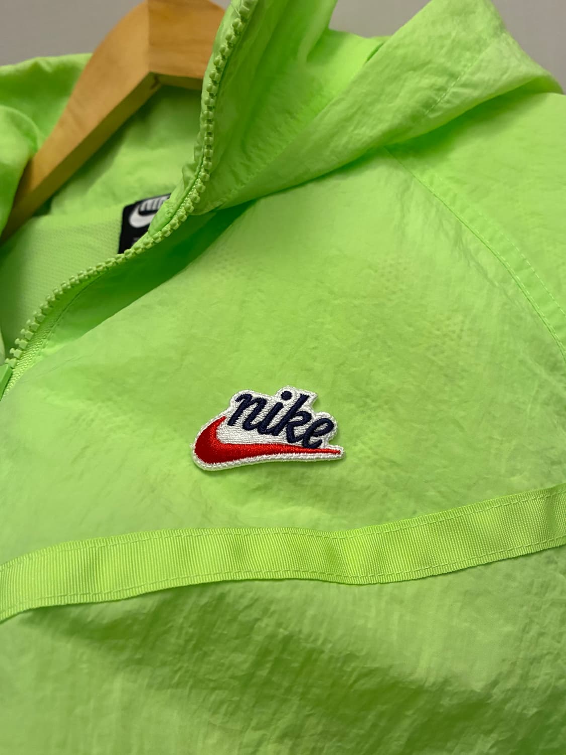 (XL)나이키 헤리티지 윈드러너 아노락 하프집업 바람막이자켓 형광 상품이미지5