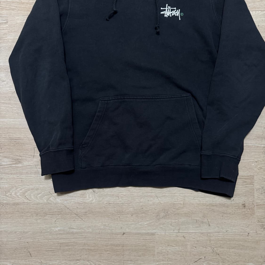 스투시 베이직로고 백프린팅 후드티 상품이미지3