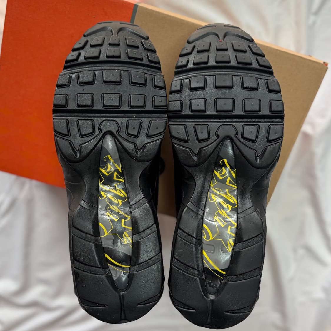 [285] 나이키 x 코르테이즈 에어맥스 95 블랙 앤 투어 옐로우 상품이미지7