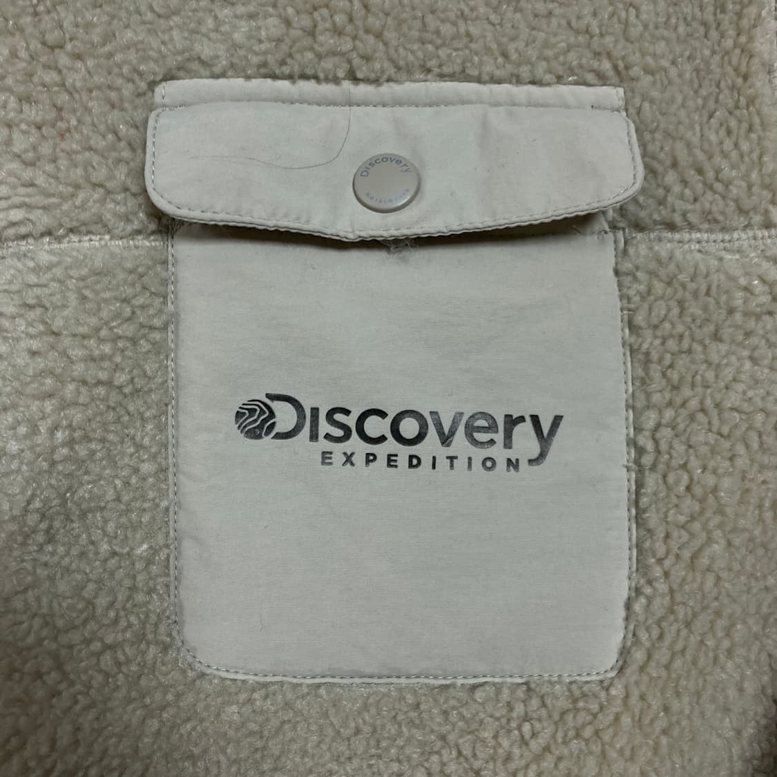 디스커버리 스몰 로고 아이보리 쉐르파 자켓 상품이미지2