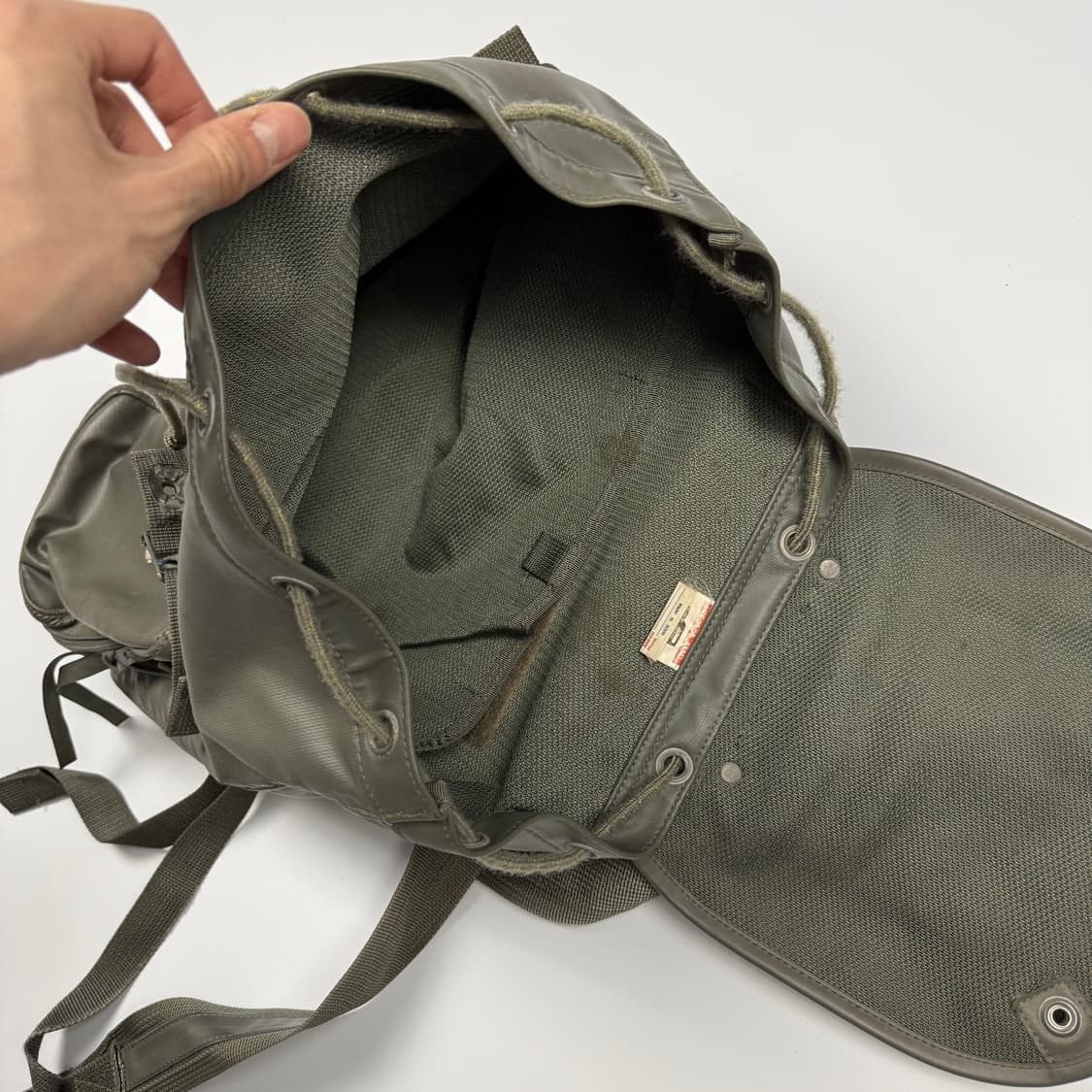 요시다포터 러기지라벨 뉴라이너 럭색 올리브 상품이미지8