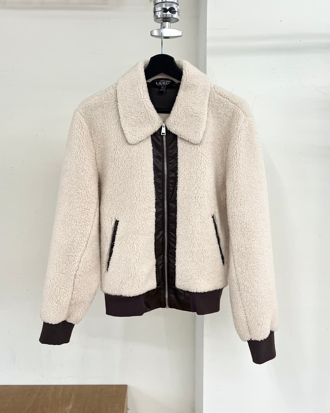 랄프로렌 블랙라벨 크림 폭스레더 플리스 코트 상품이미지1