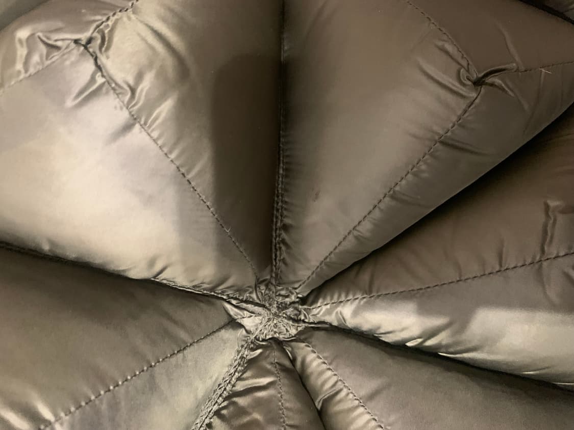 몽클레어 x 퍼렐 다운 베스트 상품이미지6