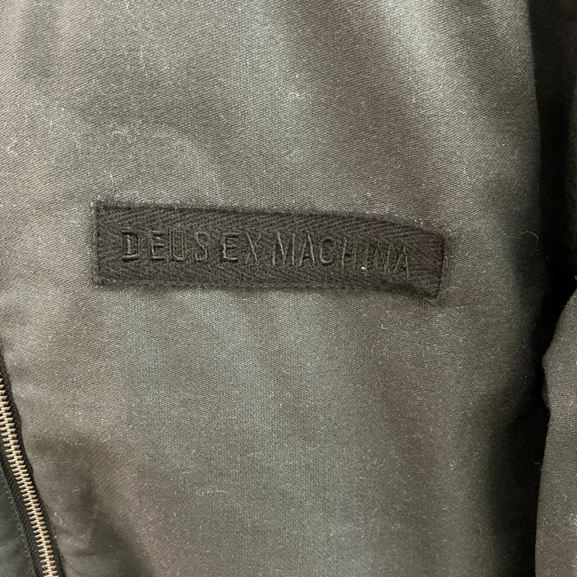 데우스 엑스 마키나 봄버자켓 상품이미지3