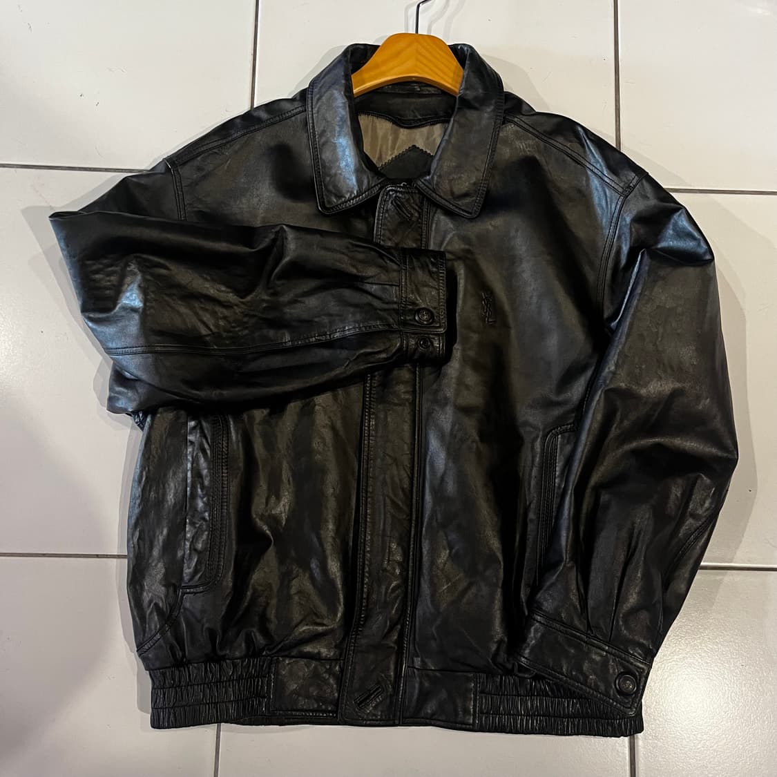 입생로랑 YSL 블랙 양가죽 자켓 상품이미지4