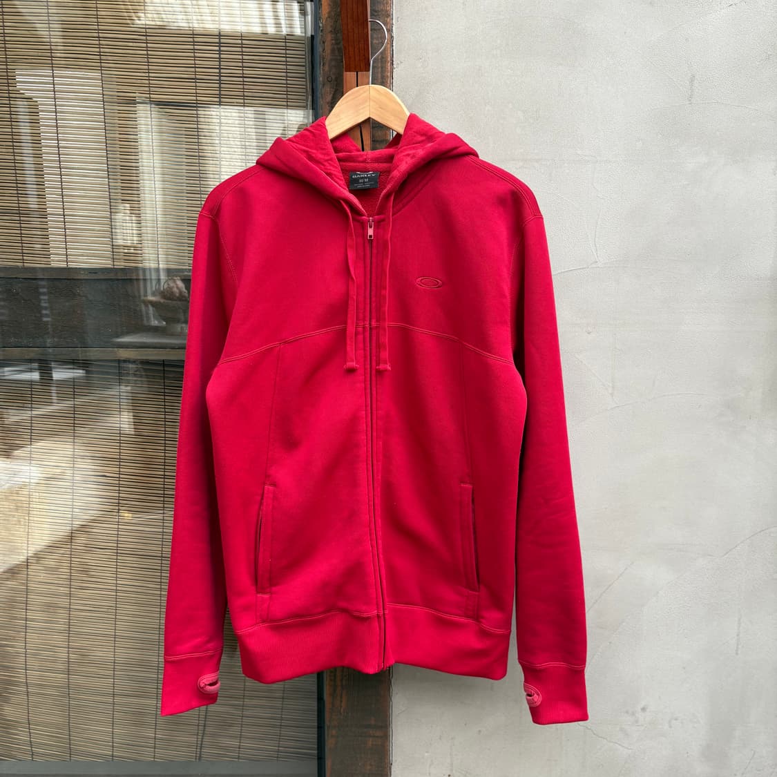 오클리 레드 후드 집업 상품이미지5