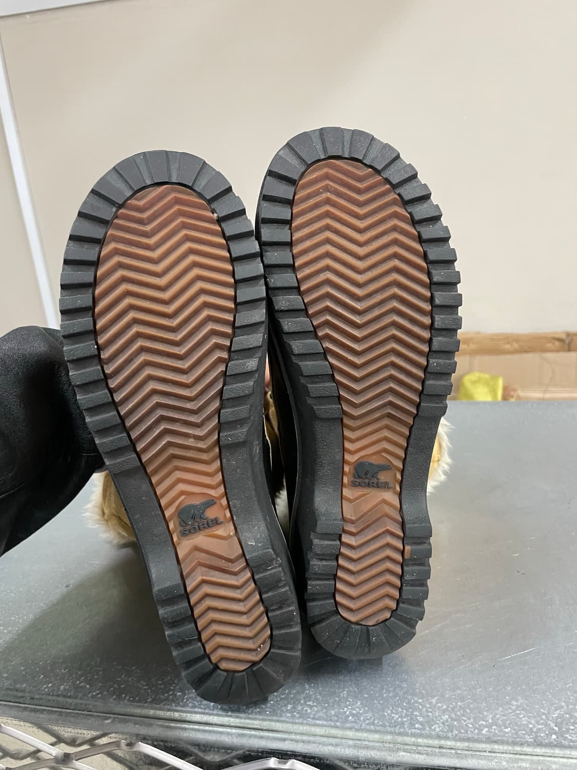 소렐 티볼리 II 스웨이드250 상품이미지6