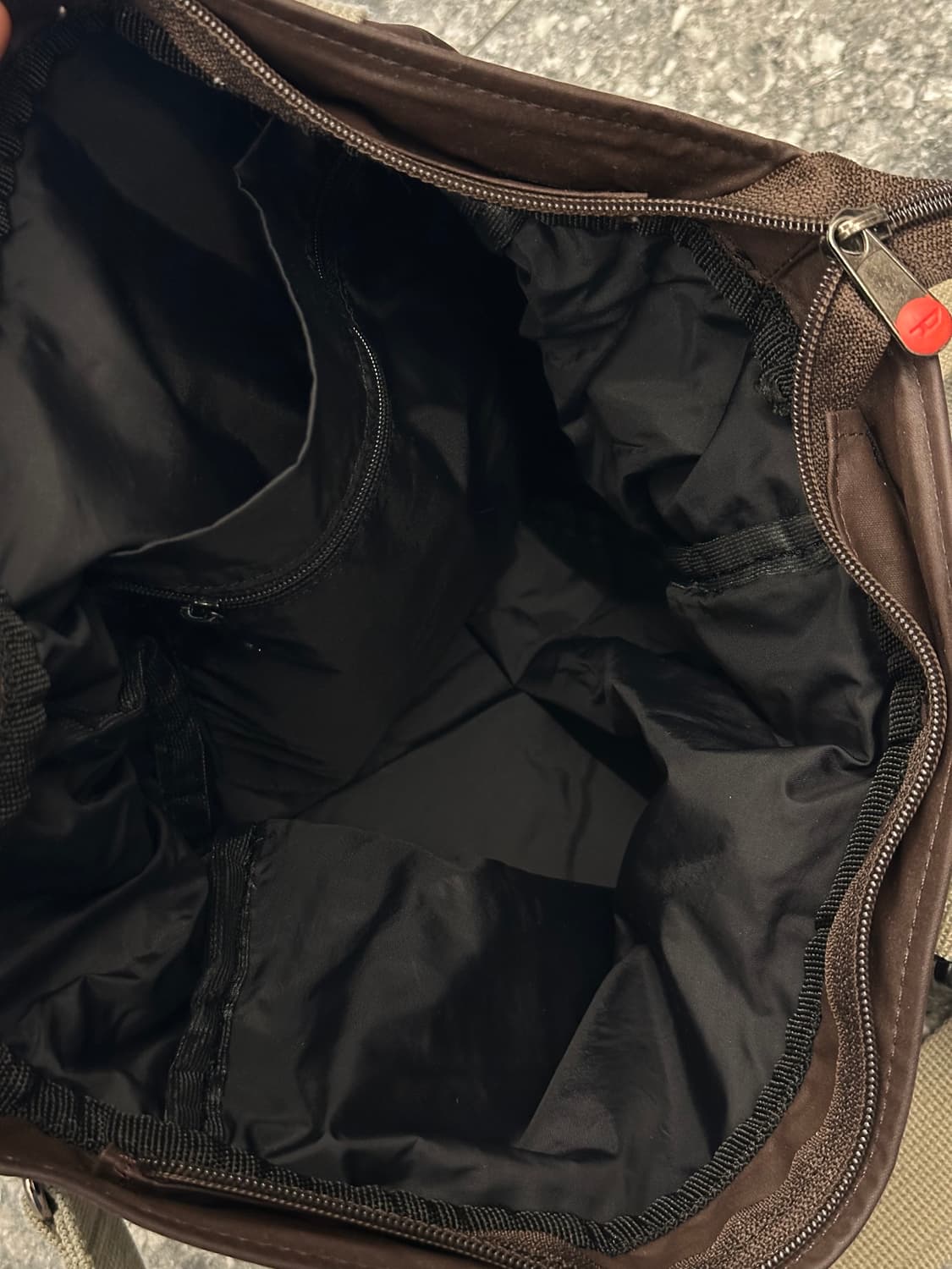 디젤 빈티지 나일론 크로스 토트백 처분 대장급 브라운  상품이미지5