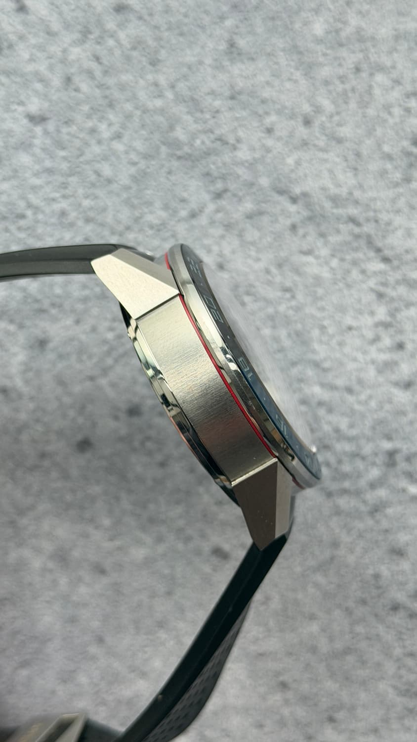 태그호이어 까레라 호이어02 GMT CBG2A1Z 시계 판매합니다. 상품이미지6