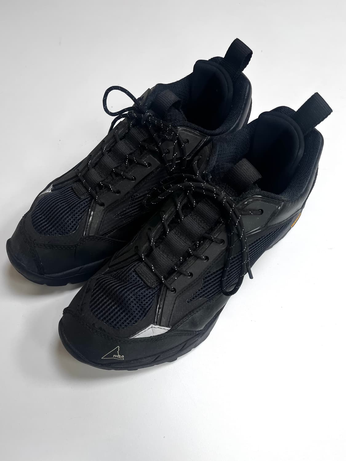 42)로아 하이킹 락파 블랙 상품이미지1