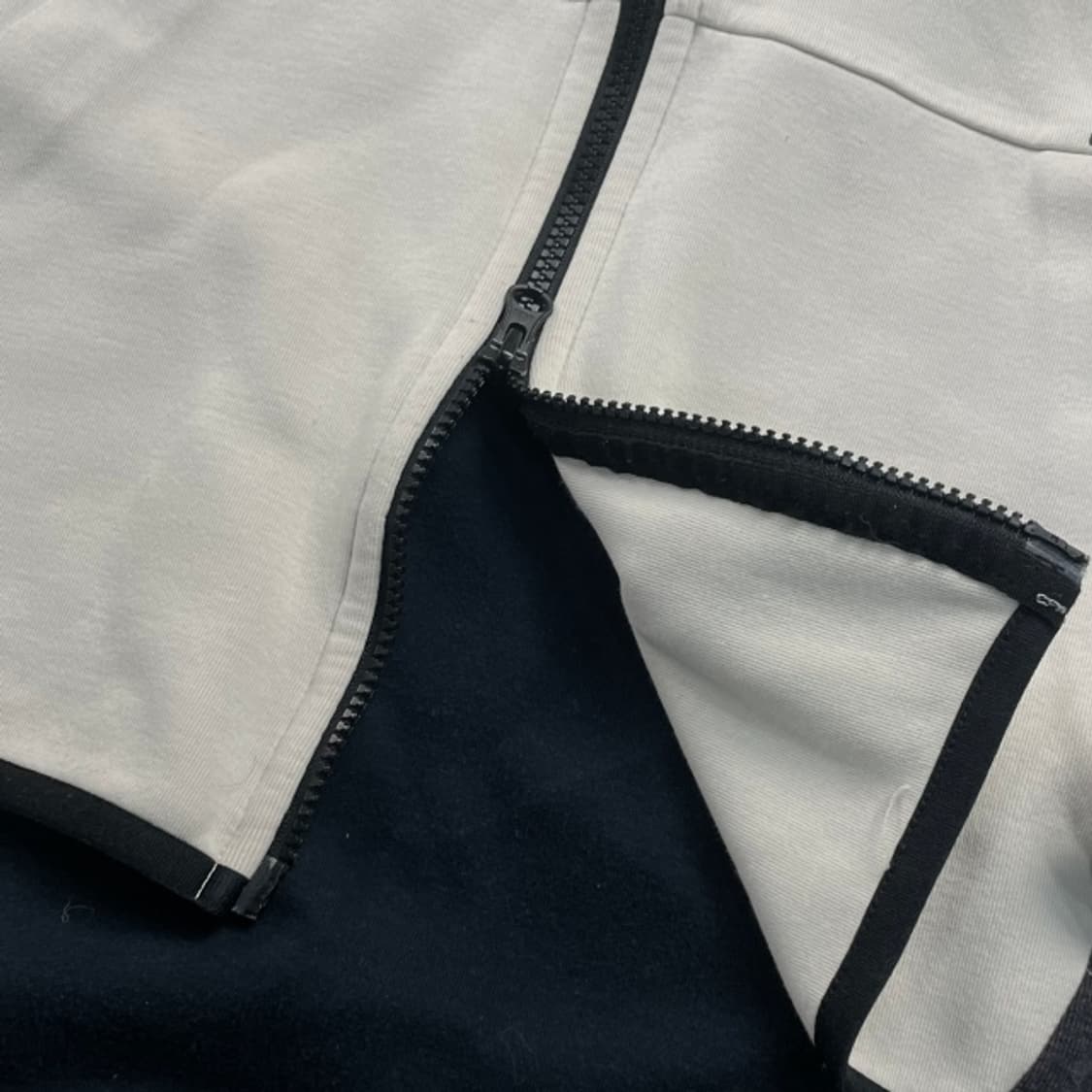 100 나이키 테크팩 후드집업 상품이미지4