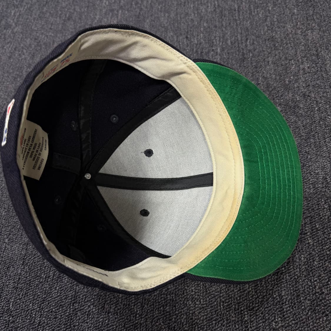 뉴에라 x 피어오브갓 에센셜 울 네이비 캡 상품이미지9