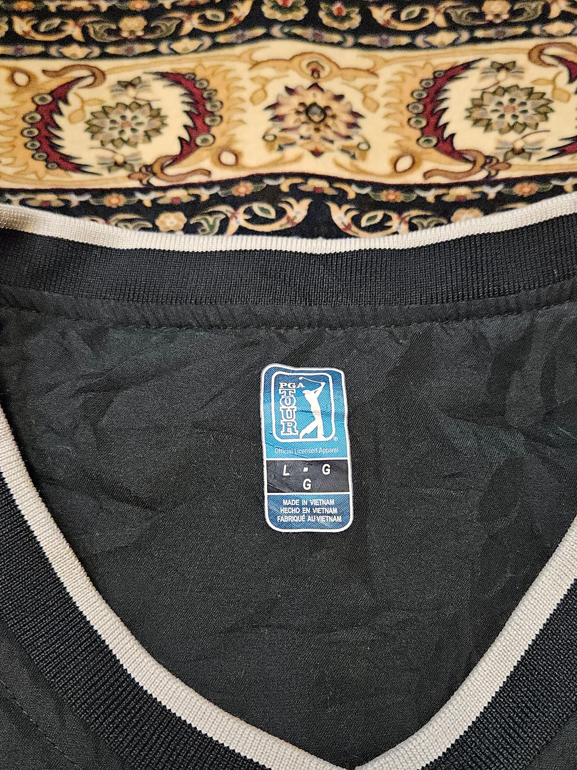 🟢 PGA TOUR 블랙 V넥 바람막이 맨투맨 상품이미지3