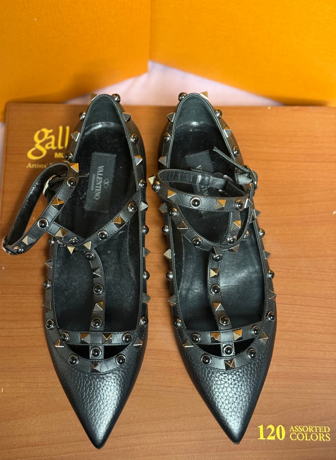 발렌티노 락스터드 플랫슈즈 상품이미지8