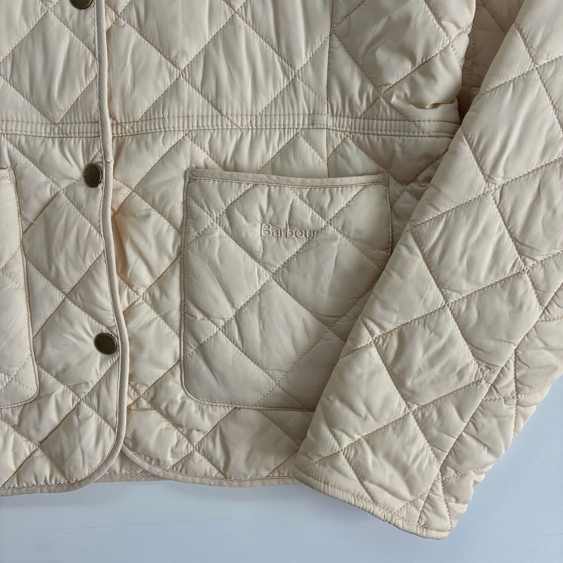 Barbour  바버 코듀로이 카라 아이보리 퀼트 자켓 상품이미지2