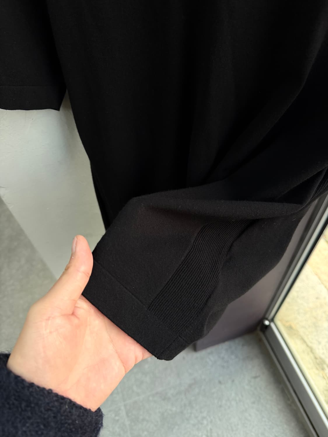 100/ 타임옴므 21FW 레이온 니트 반팔 상품이미지7