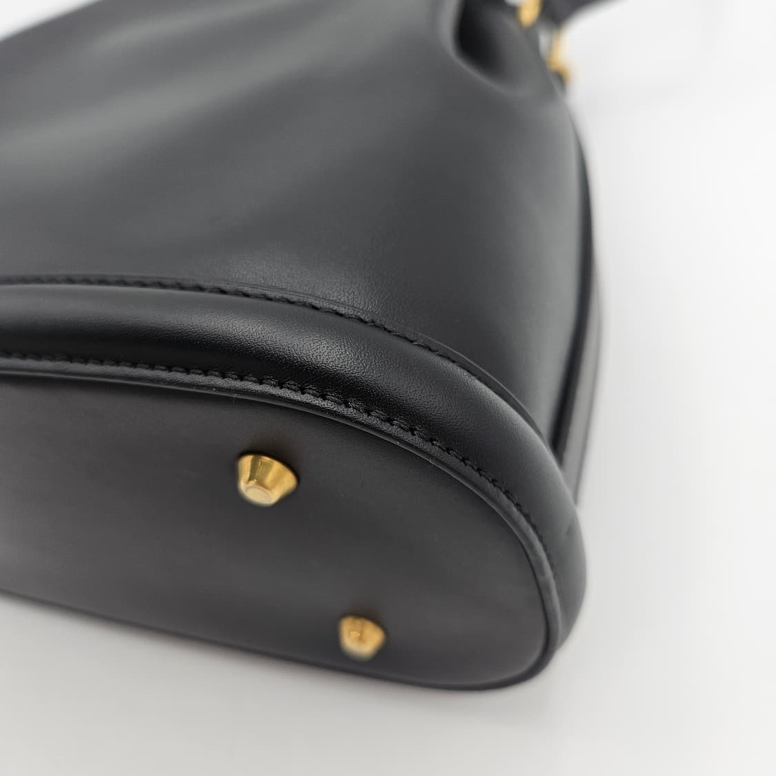 디올 쎄 디올 미듐 버킷백 블랙 상품이미지6