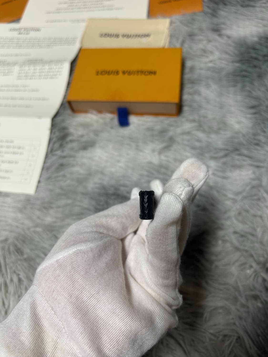 [정품] 새상품급 루이비통 이클립스 모노그램 드라곤느 키링 상품이미지4