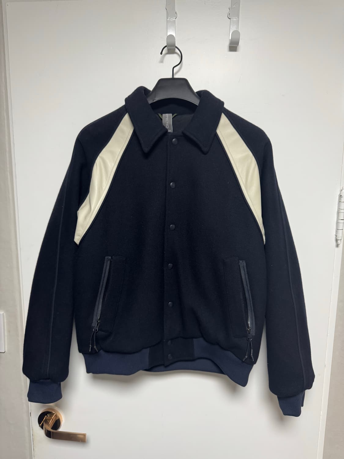 [M]언어펙티드 바시티 자켓  상품이미지1