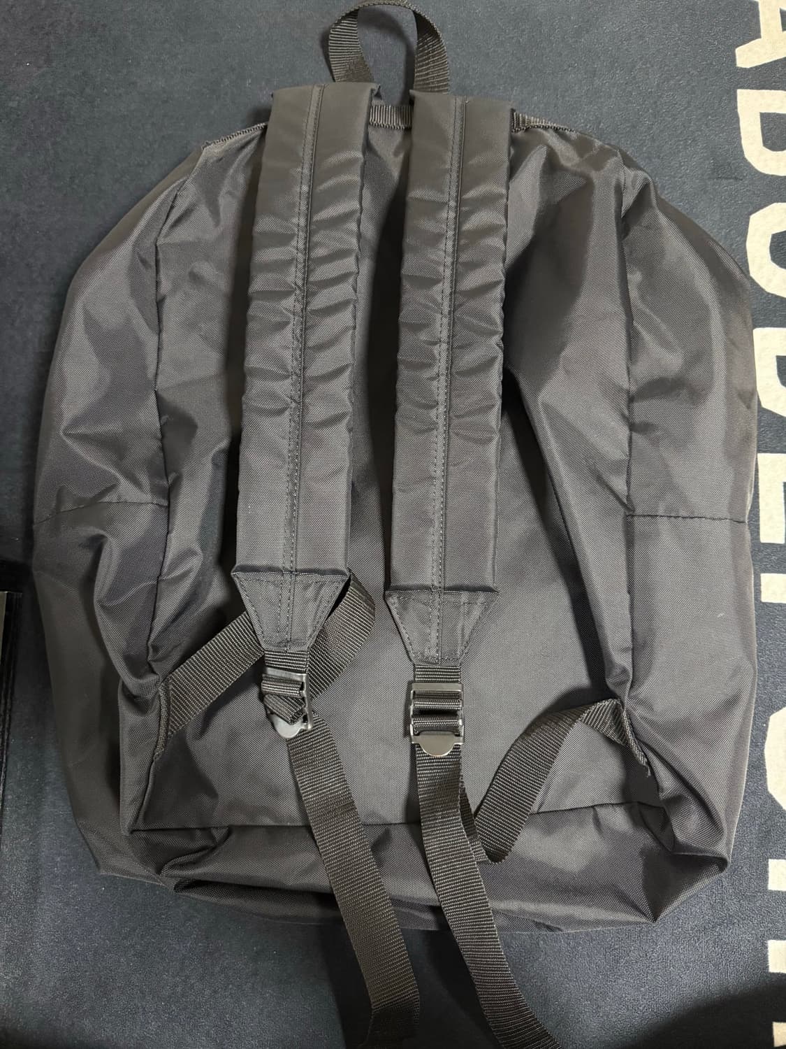 꼼데가르송 CDG 로고 나일론 백팩 정품 판매합니다 상품이미지2