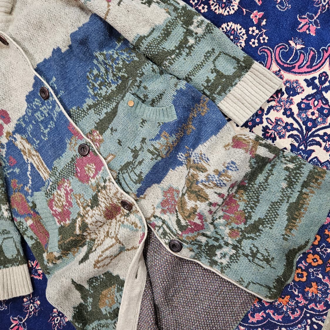 써스데이아일랜드 스토리 자카드 후드 롱 가디건 M size 상품이미지5