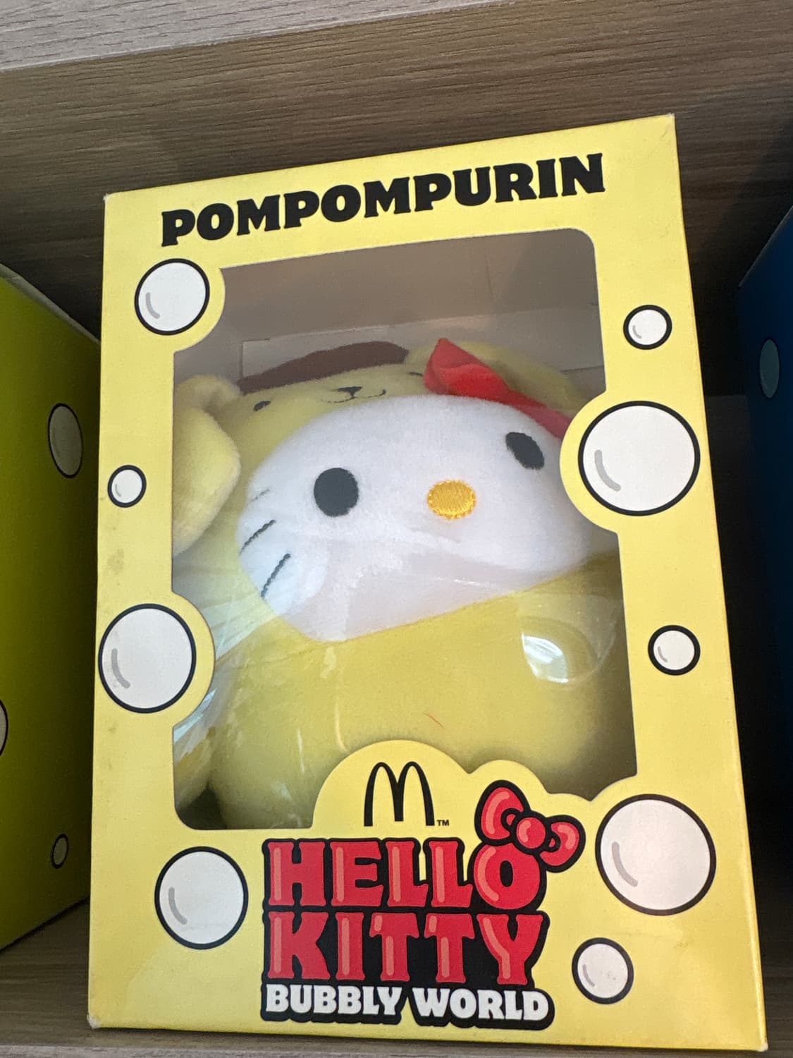 헬로키티 맥도날드 콜라보 상품이미지1