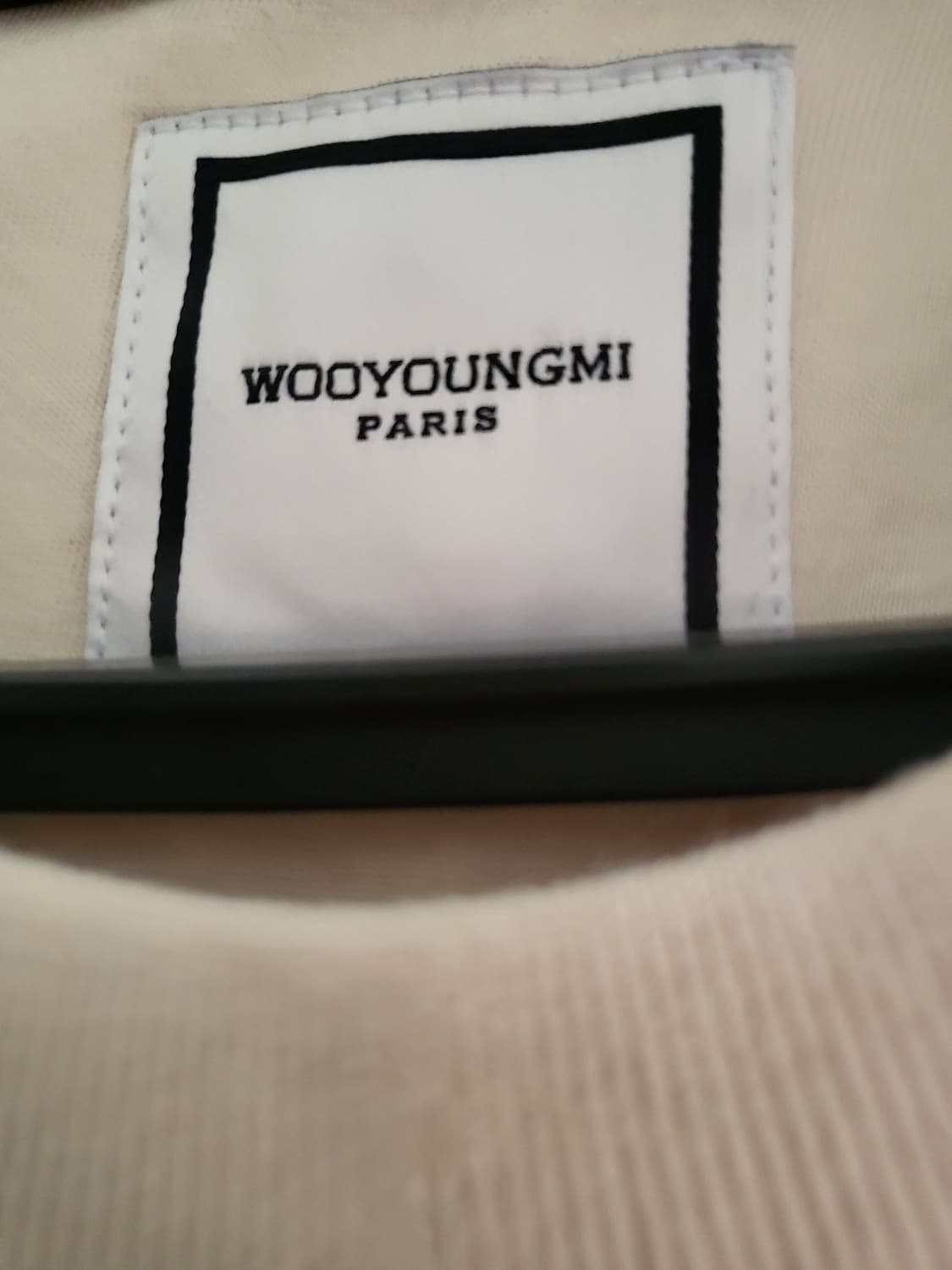 우영미 아이보리 오버핏 맨투맨 상품이미지2