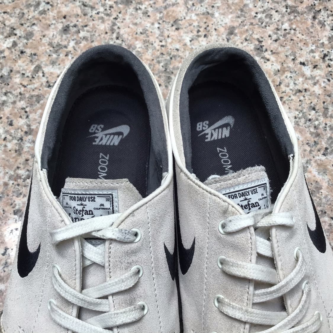 [275] 나이키 SB 줌 스테판 야노스키 화이트  상품이미지4