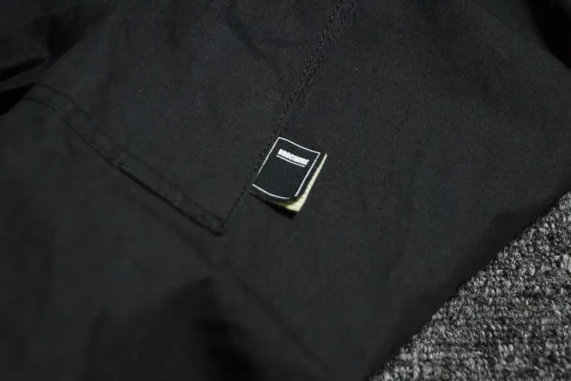 (XL) BROCHURE 브로슈어 TROOPER 6 블랙 상품이미지3