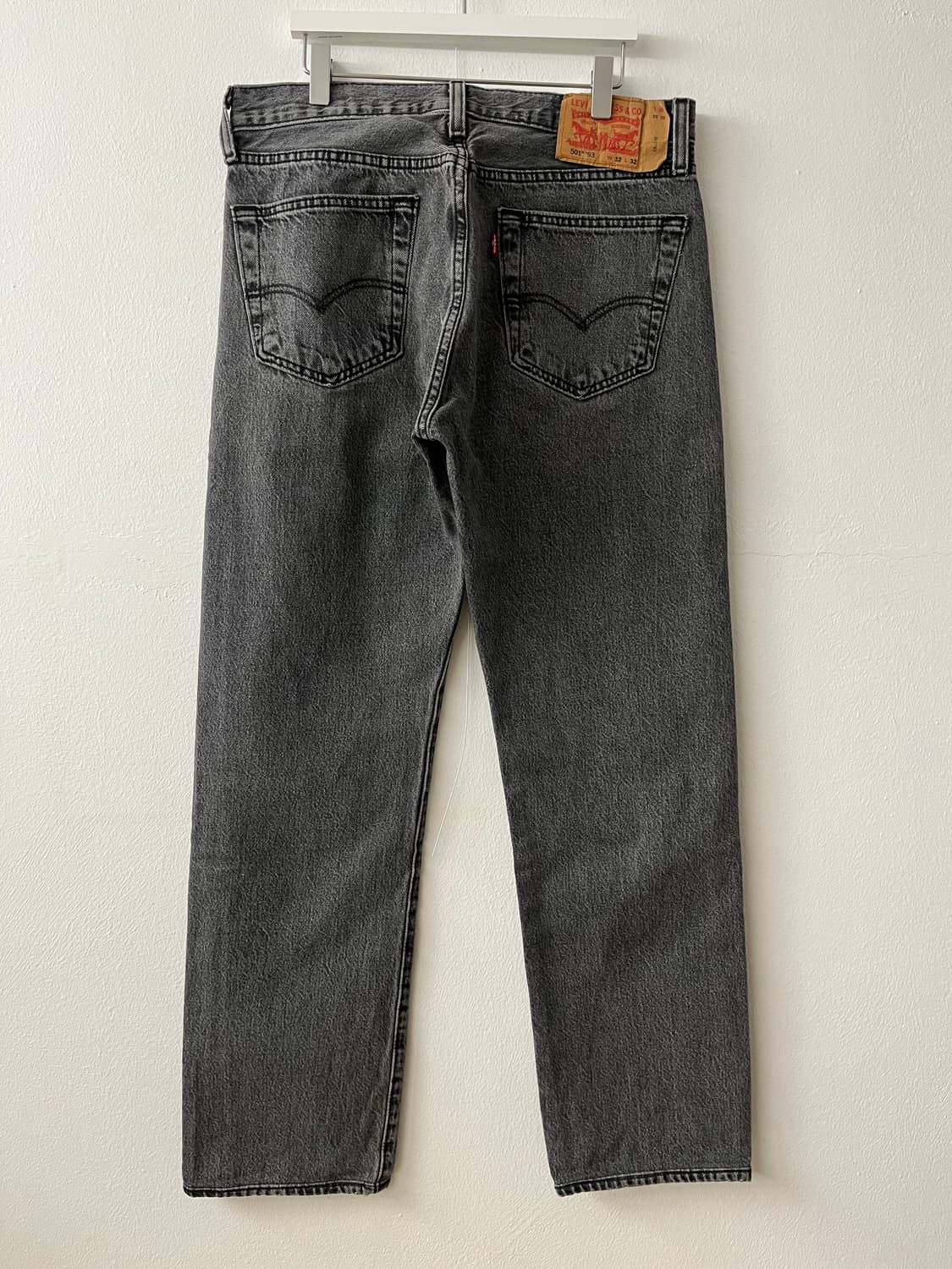 리바이스 501 데님 팬츠 흑청 그레이 상품이미지3