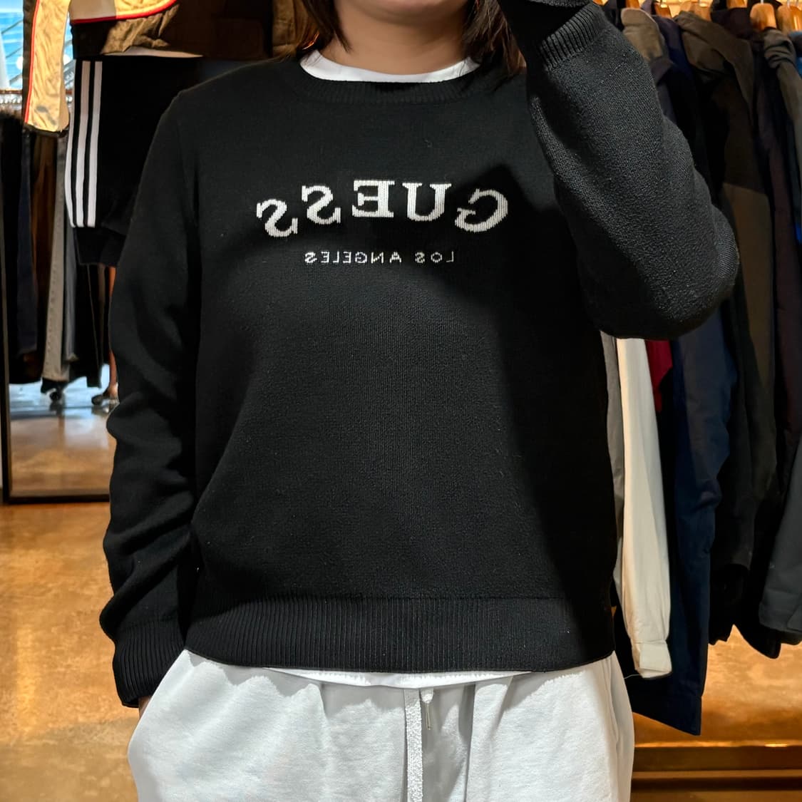 게스 블랙 니트 상품이미지1