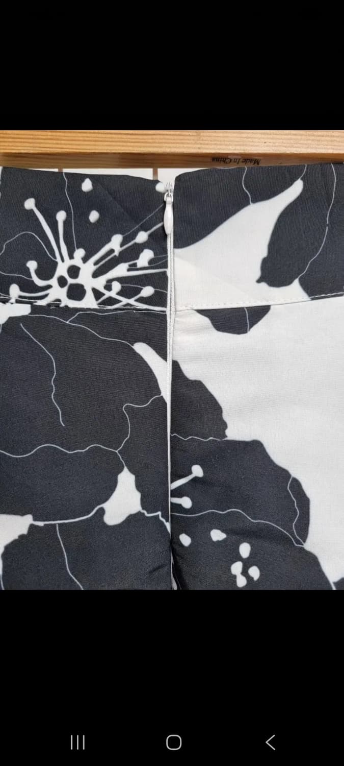 (새상품) 11am 플라워 스커트 (봄) 상품이미지3