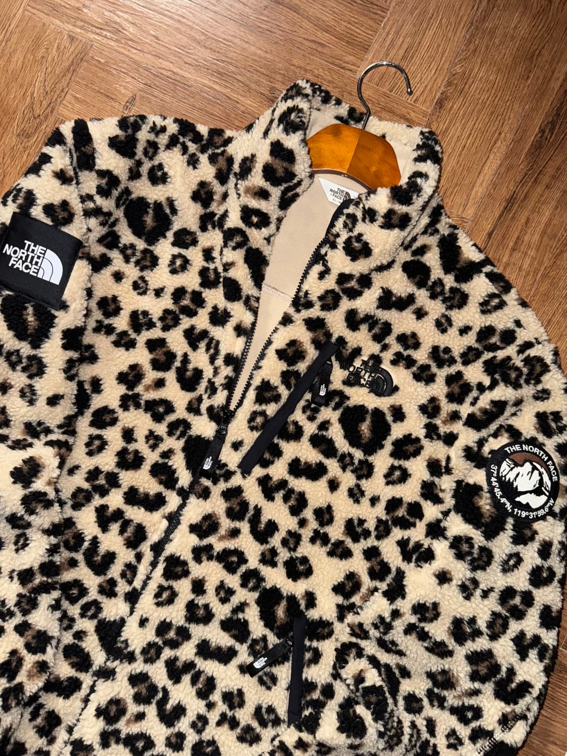노스페이스 화이트라벨 레오파드 플리스 자켓 상품이미지4