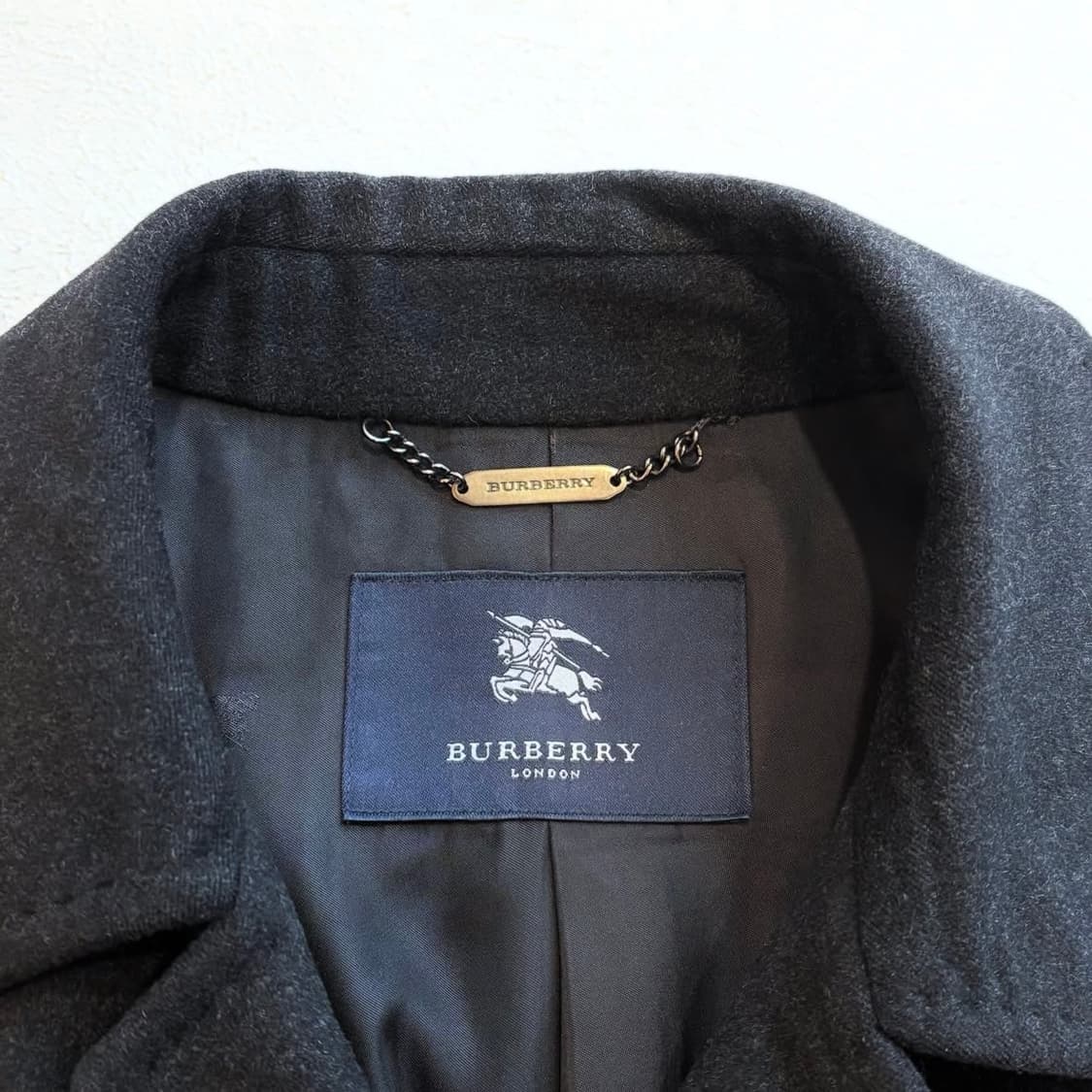 버버리 100% cashmere 챠콜 맥 코트 상품이미지6